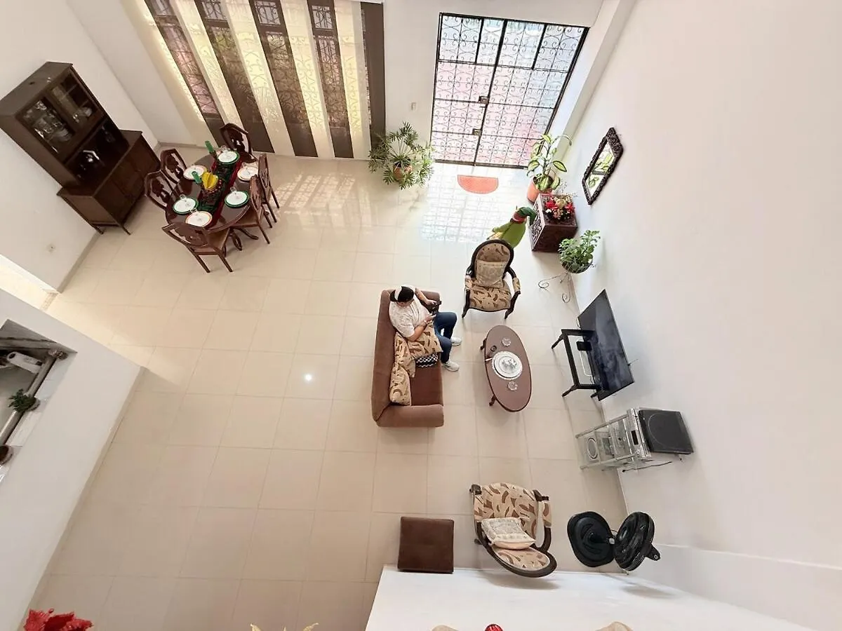 Casa Con Aires Y Bbq Cerca A Mall Chipichape Cali 0*,  Kolumbien
